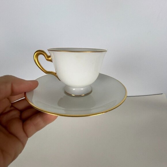 Okura Art White Porcelain Tea Cup and Saucer Set Japan 24K Gold Rims - Picture 14 of 14